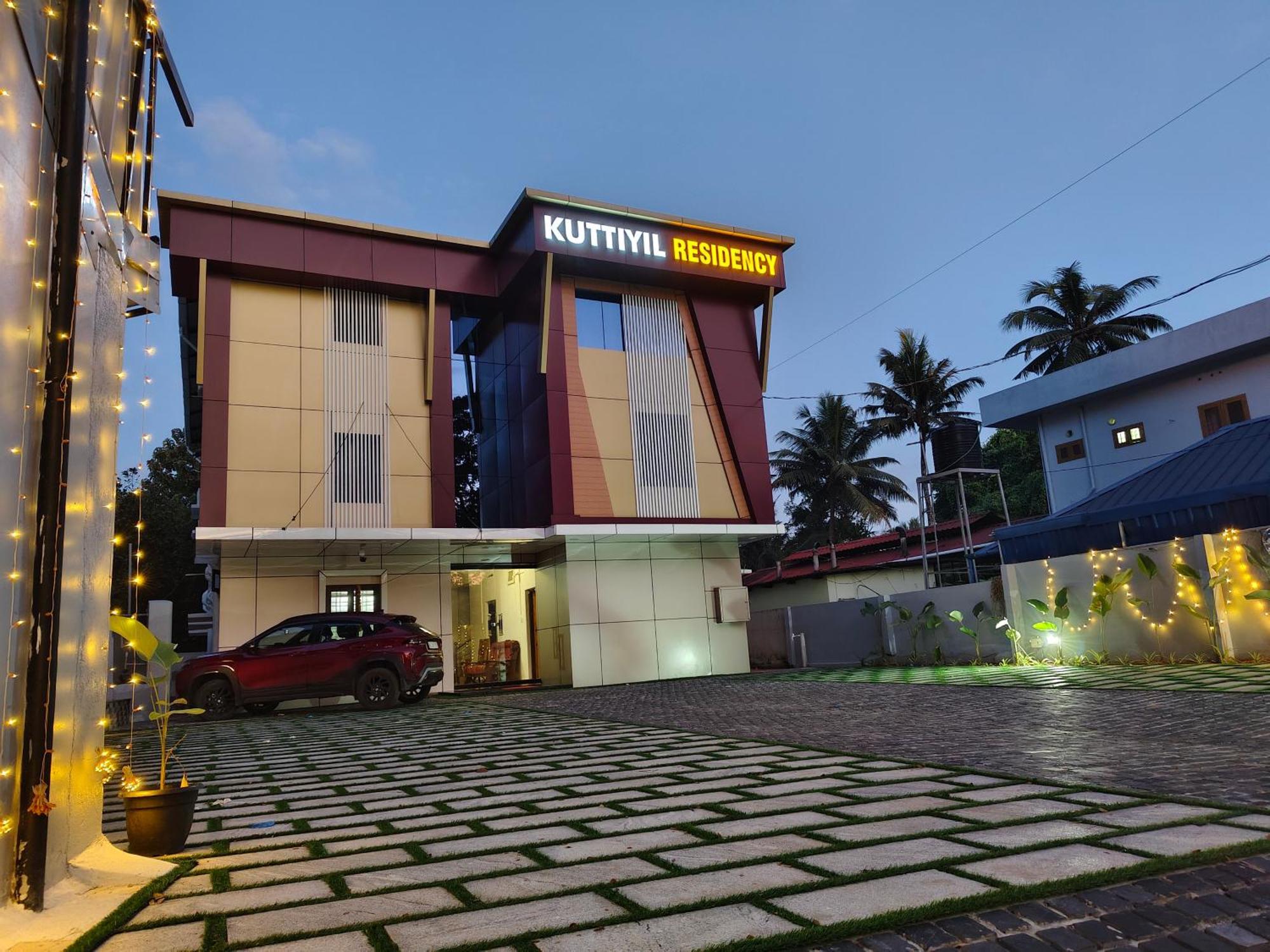 Вилла Kuttiyil Residency Kottarakara Экстерьер фото