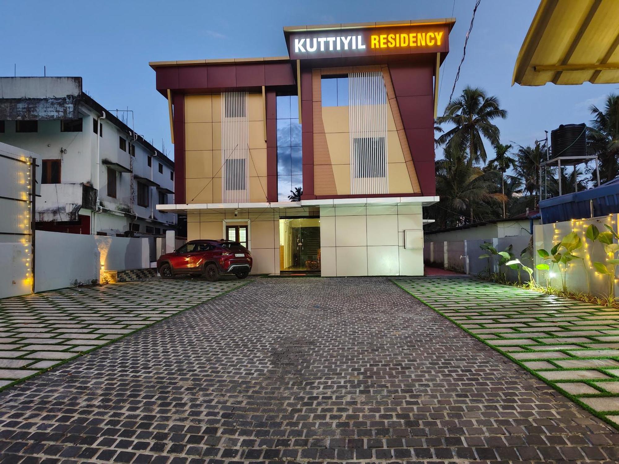 Вилла Kuttiyil Residency Kottarakara Экстерьер фото